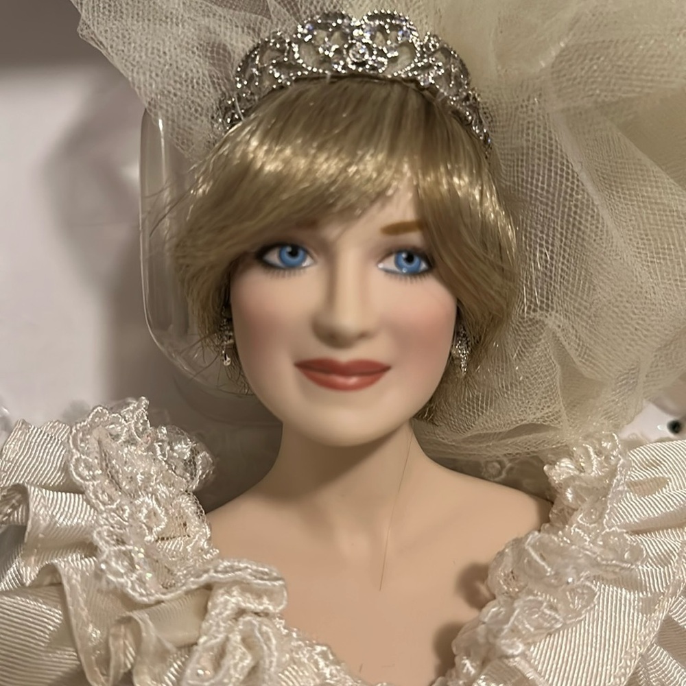 Franklin Mint Princess Diana. The People’s Queen of Hearts. - Picture 12 of 15